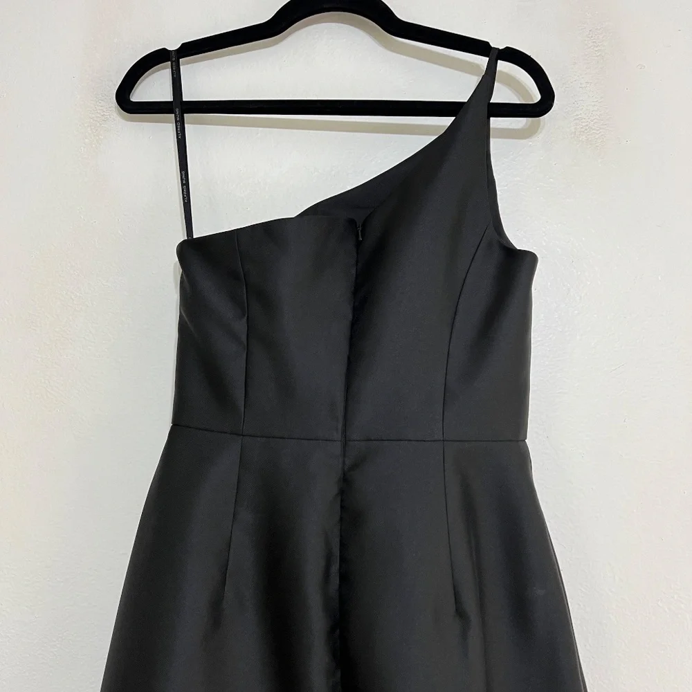 NEW Alfred Sung D831 One Shoulder Draped Front Satin Gown Black size 2